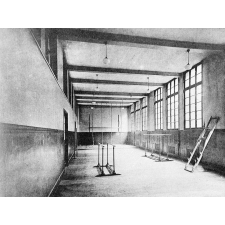 Chambre de Commerce de Paris - Ecole Commerciale, 39 Avenue Trudaine. 1938-1939.