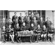 Ecole Saint-Caprais - Agen. (Lot-et -Garonne). 1933-1934.