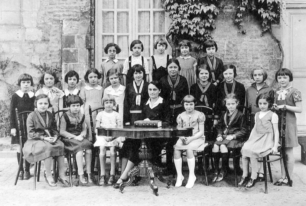 Institution Jeanne d'Arc. Arras - 1933-1934.
