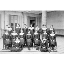 Institution des Dames Africaines - St Pierre. Oran (1912). (Algérie).
