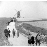 Voyage scolaire en Allemagne : Retour vers Corbeil : Arrêt à Valmy : Moulin