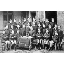 Institution Notre-Dame. Valenciennes. 1933-1934.