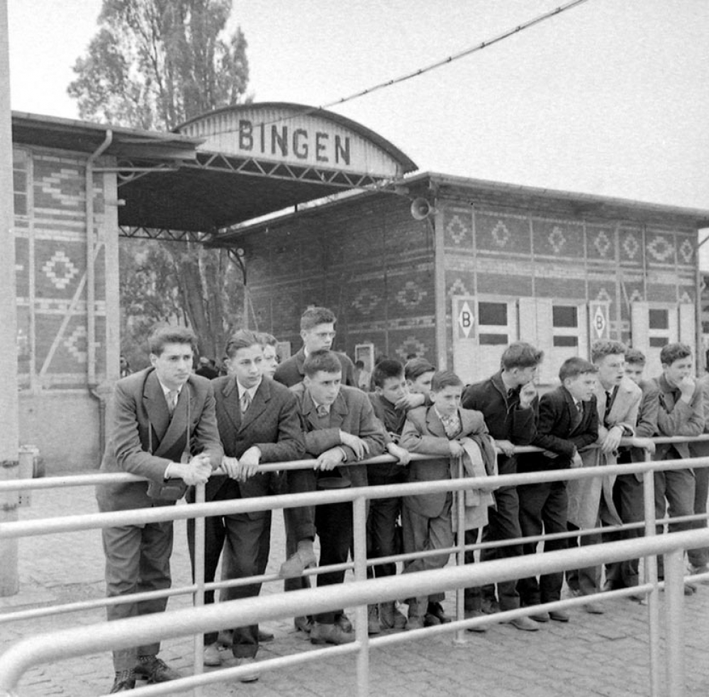 Voyage scolaire : le voyage sur le Rhin.