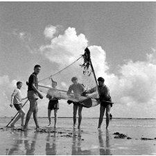 Ligue française de l'Enseignement : camp familial de vacances, la plage