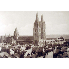 Le Lycée Malherbe - (Ancienne Abbaye-aux-Hommes) - Caen. (Calvados).