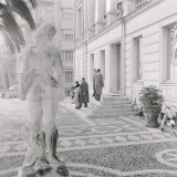 Centre Universitaire Méditerranéen : Nice : Statue : Promenade des anglais