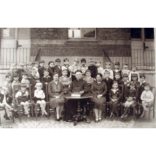 Institution Saint-Charles, Chauny (Aisne) 1929-1930.