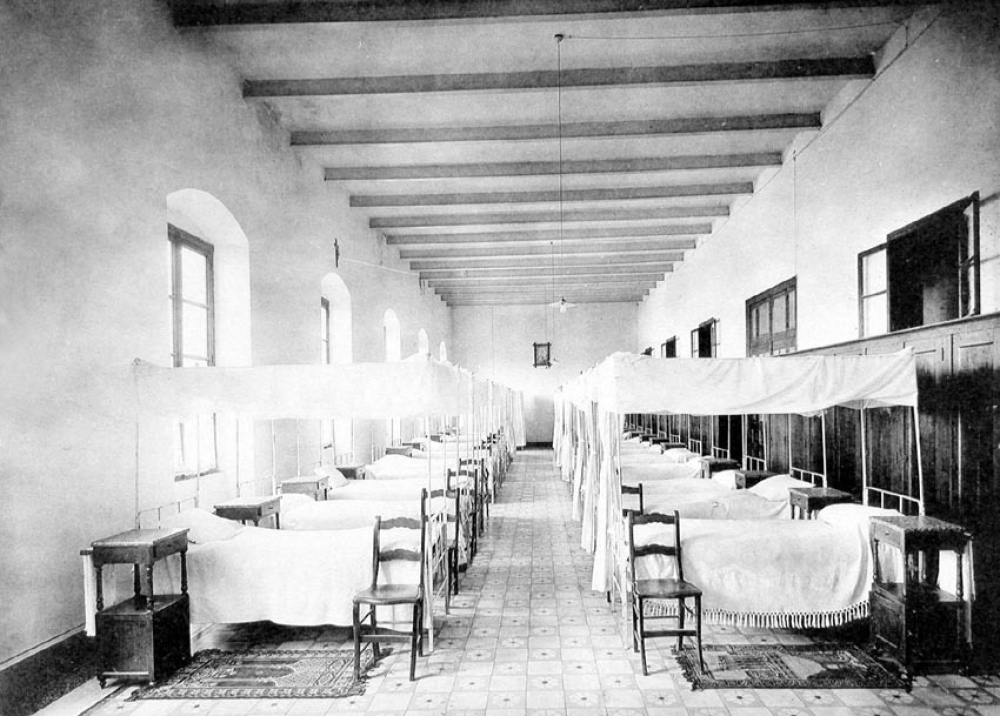 Institution Ste Anne des Soeurs de Besançon. Beyrouth. 1929-1930.