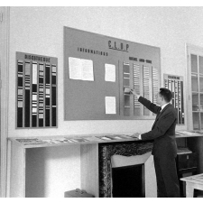 C.L.D.P. de Janson de Sailly : le panneau d'affichage pour gérer l'utilisation du matériel audiovisuel.