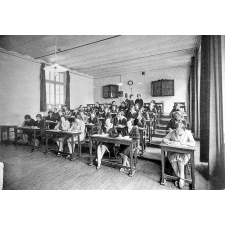 Ecole Normale d'Institutrices. St-Germain-en-Laye - 1929.