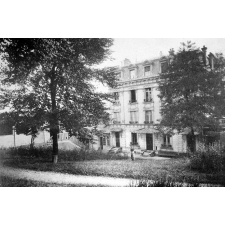 Cours Secondaire Sainte-Clotilde. Le Raincy (S.-&-O.)