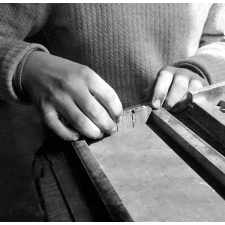Méthode Freinet : l'apprentissage de l'imprimerie et la réalisation d'un journal scolaire. La composition du texte.