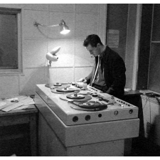Enseignement audiovisuel : une table de montage.