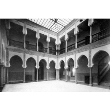 Petit Lycée de Jeunes Filles d'Alger. Mustapha-Supérieur. (Algérie).