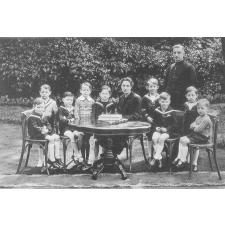 Ecole Libre Jeanne D'Arc, 25 bis, Rue Colbert - Lille. Année 1937-1938.