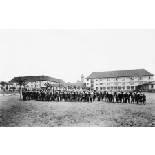 Collège Episcopal Saint-Augustin. Bitche (Moselle). 1933-1934.