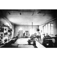 Ecole Nationale Professionnelle Jean Dupuy - Tarbes. 1928-1929. Industrie-Commerce-Hôtellerie.