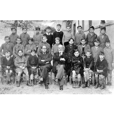 Ecole St-Jacques - Joigny. (Yonne). 1937-1938.
