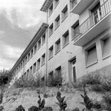 Collège d'enseignement technique de garçons : la façade principale.