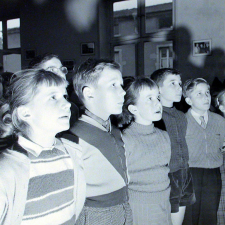 Enseignement musical, cours de Mme Cory : la répétition du chant.