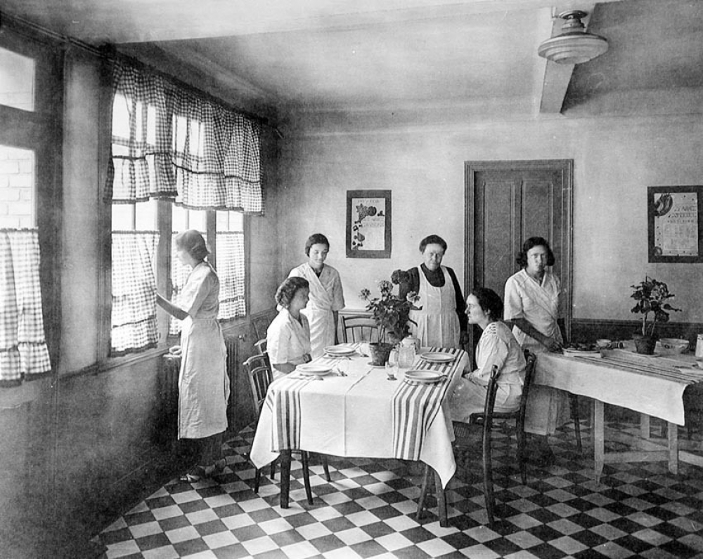 Ecole Pratique de Jeunes Filles de Sotteville-Lès-Rouen. 