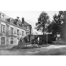 Institution Saint-Michel. Château Gontier. (Mayenne). 1930-1931.