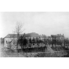 Institution St Pierre. Courpière. Puy-de-Dôme. Ancien Collège de Billom. Fondé en 1556.