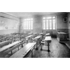 Ecole Primaire Supérieure de Garçons & Ecole Pratique de Commerce & d'Industrie. Ville de Valence. (Drôme).
