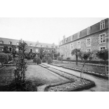 Institution Saint-Joseph (Ancien Petit Séminaire de Tréguier). Lannion. (Côte-d'Armor). 1937-1938.