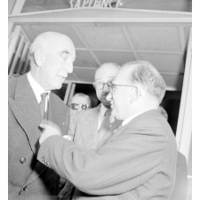 I.P.N. : Edgar Faure fait un discours à la jeunesse