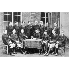 Institution Saint-Jude. Armentières. (Nord). Année 1937-1938.
