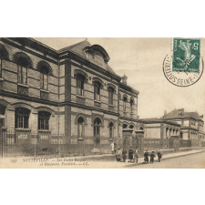 343 - Sotteville-lès-Rouen - Les Ecoles Raspail et Benjamin Franklin.