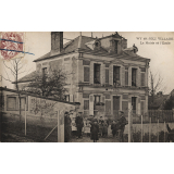 Wy-dit-Joli-Village - La Mairie et l'Ecole.