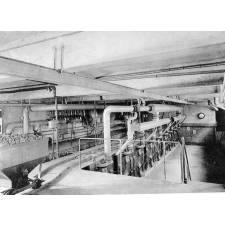 Ecole Pratique de Commerce et d'Industrie et Primaire Supérieure de Nîmes.