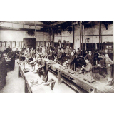 Souvenir des Noces de Diamant du Pensionnat Saint-Gilles - Moulins (Allier) Octobre 1853 - 20 Mai 1928.