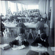 Université de Caen : la bibliothèque