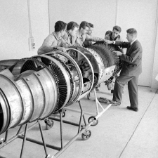 Centre d'instruction et de perfectionnement d'Air France : Test sur une turbine