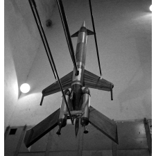 Ecole Nationale Supérieure de Mécanique et Aérotechnique : essai de maquette dans la soufflerie.