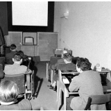 Enseignement audio-visuel. Une salle de projection.