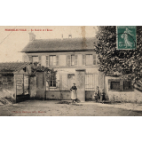 Perdreauville - La Mairie et l'Ecole.