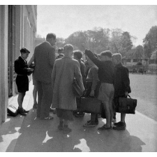 Lycée de garçons de Saint-Germain-en-Laye : professeur et élèves