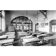 Ecole Primaire Supérieure de Jeunes Filles - Thouars.