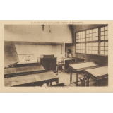 Maison Mère du Sacré-Coeur d'Ernemont - Juvénat - Classe de Sciences.