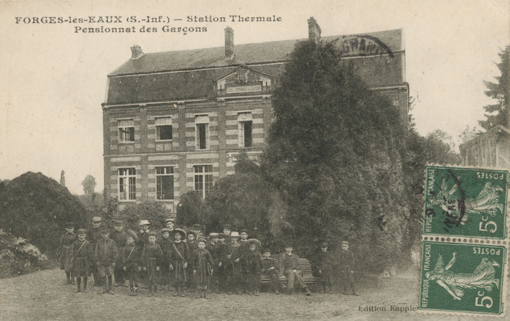 Forges-les-Eaux (S.- Inf.) - Station Thermale - Pensionnat des garçons.
