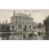 Douains (Eure) - La Mairie et les Ecoles.