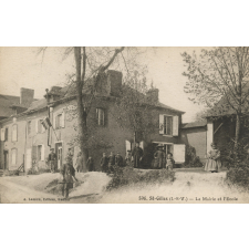 596 - Saint-Gilles (I.-&-V.) - La Mairie et l'Ecole.