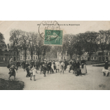 231 - Louviers - Place de la République.