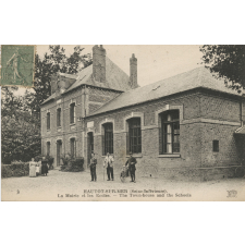 Hautot-sur-Mer (Seine-Inférieure) - 3 - La Mairie et les Ecoles - The Town-house and the Schools.