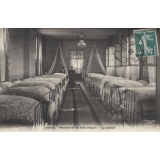 Vernon - Pensionnat de Mlle Hébert - Le Dortoir.