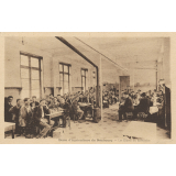 Ecole d'Agriculture du Neubourg - Les Elèves au Réfectoire.